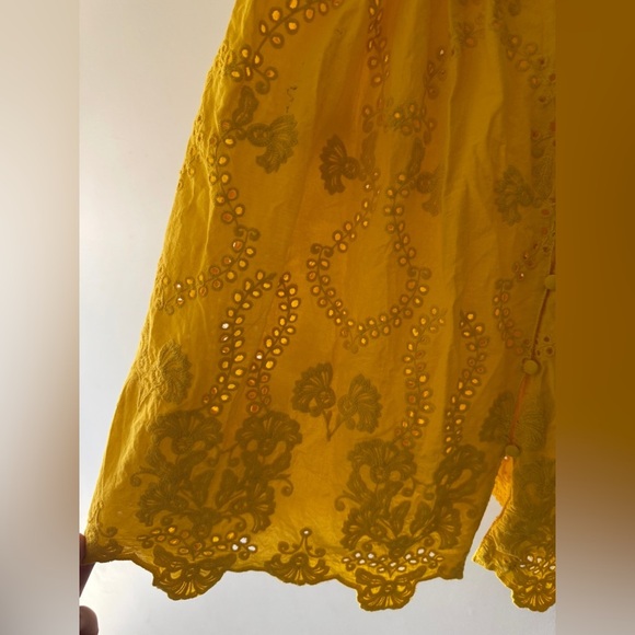 Zara Eyelet V Neck Blouse Tunic Summer Spring Golden Yellow - Picture 3 of 5